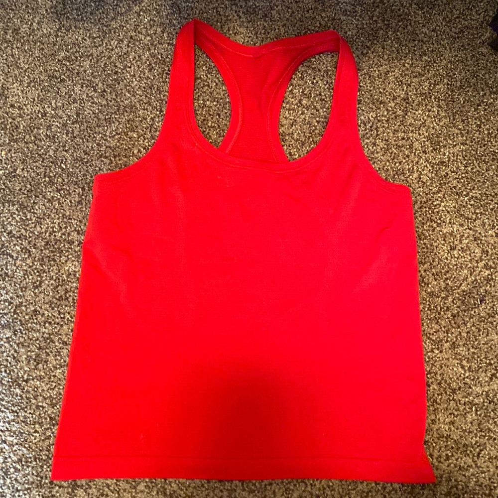 Lululemon red tank